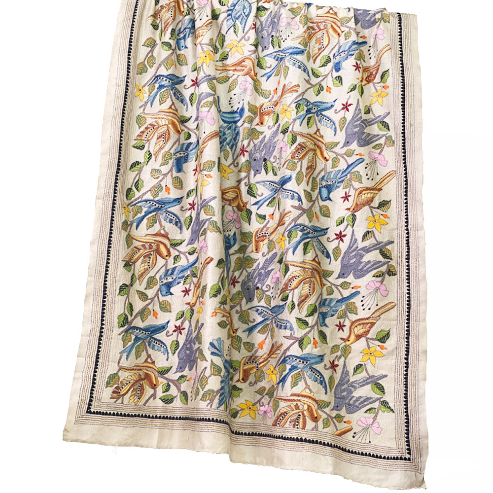 InDream カンタ 刺繍 ストール約108×235cm インド 刺し子 インテリア マフラー ホワイト ナチュラル 敬老の日 ギフト おしゃれ 誕生日 プレゼント 40代 50代 60代 70代