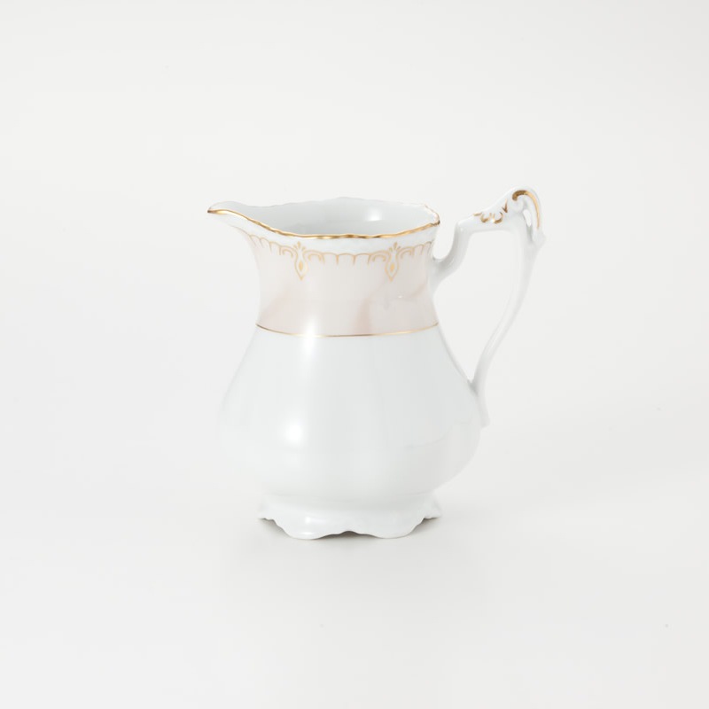 Koeniglich Tettau��Ariadne�˥ߥ륯�ԥå��㡼