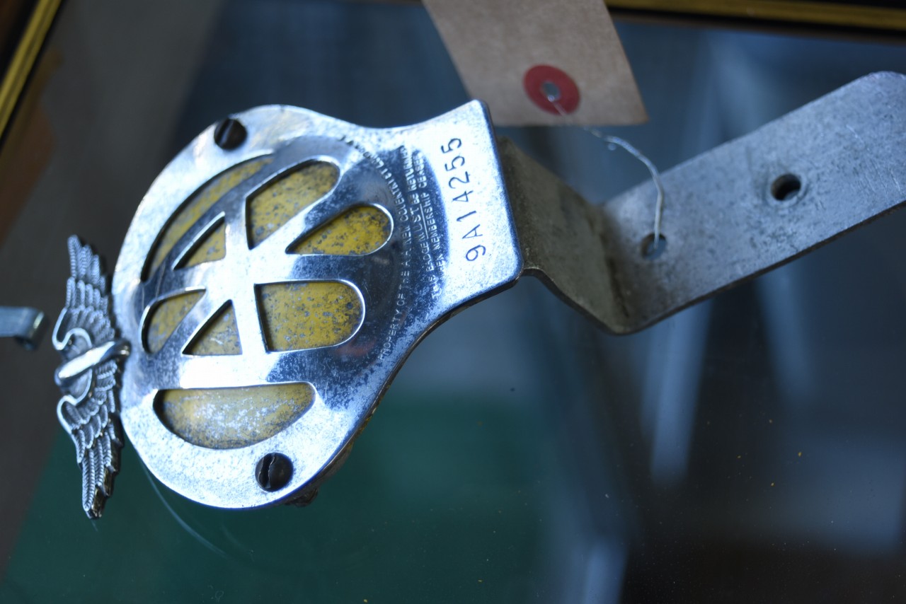 UK ヴィンテージ　AA Automobile Association カーバッチ 101393