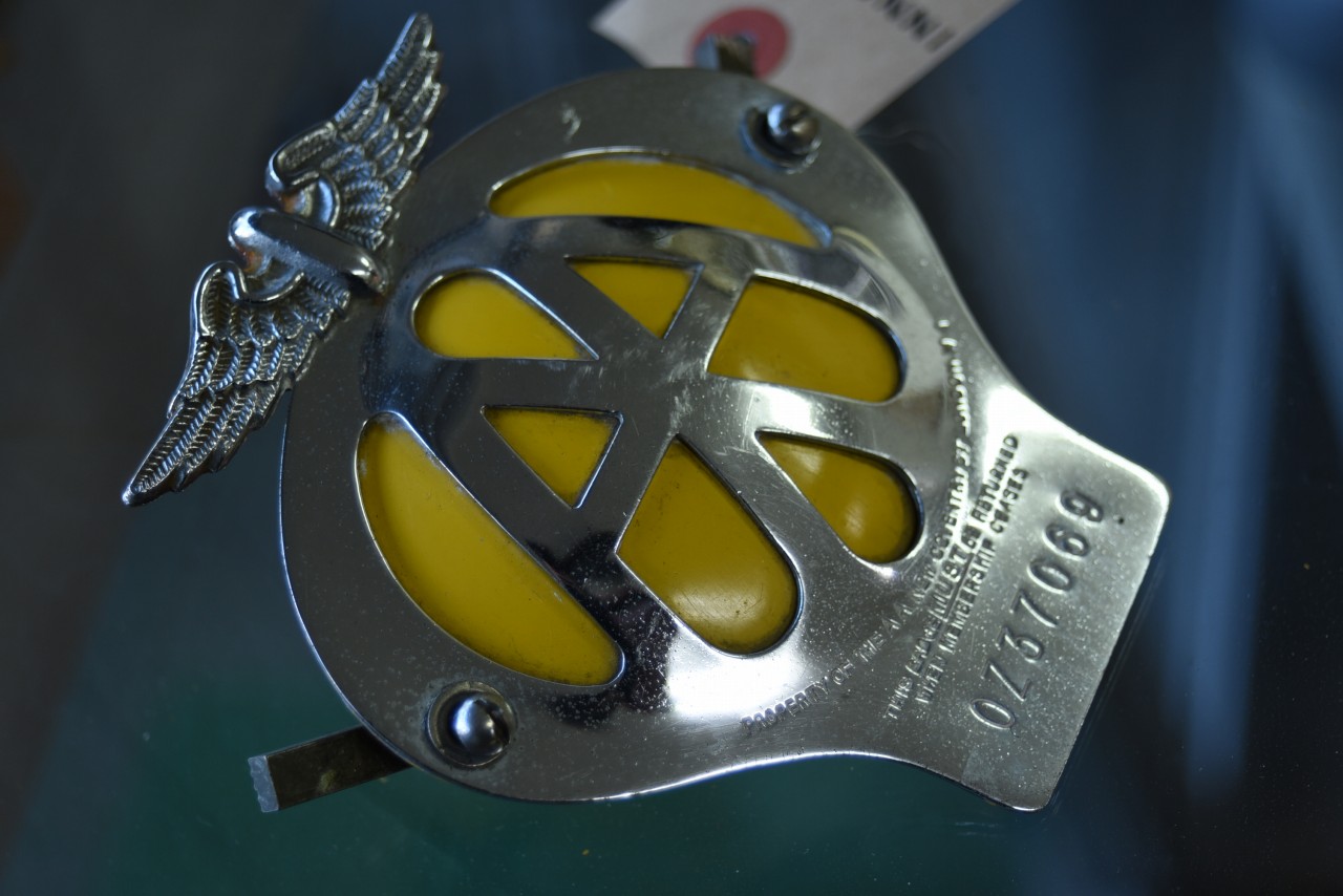 UK ヴィンテージ　AA Automobile Association カーバッチ 101403