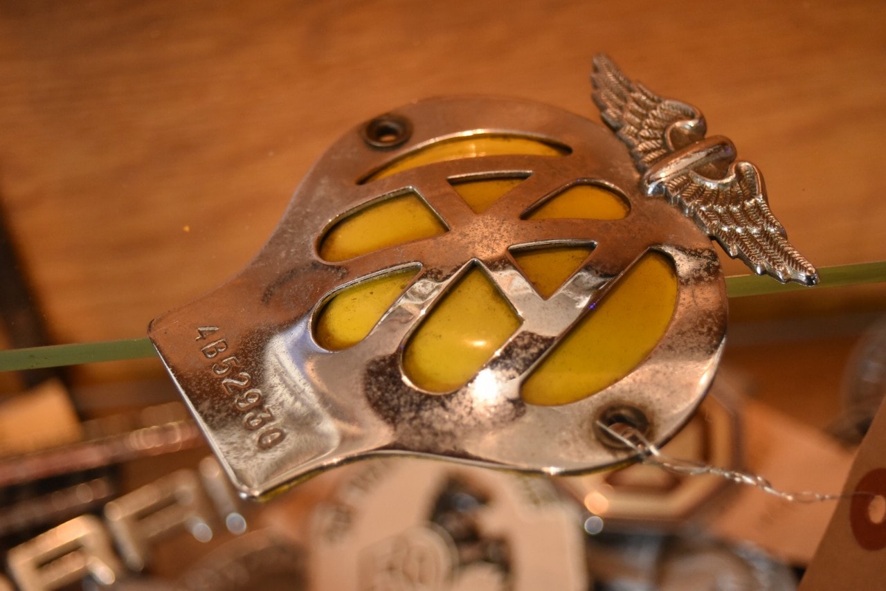 101429 UK ヴィンテージ　AA Automobile Association カーバッチ　101429