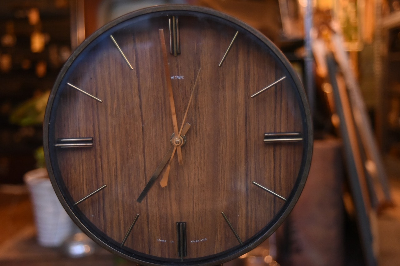 102354 ヴィンテージ　英国時計　METAMEC メタメック　掛け時計
