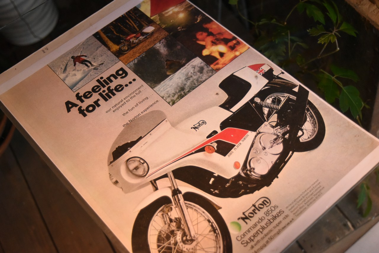 102584　UK ヴィンテージ風　ポスター　レプリカ