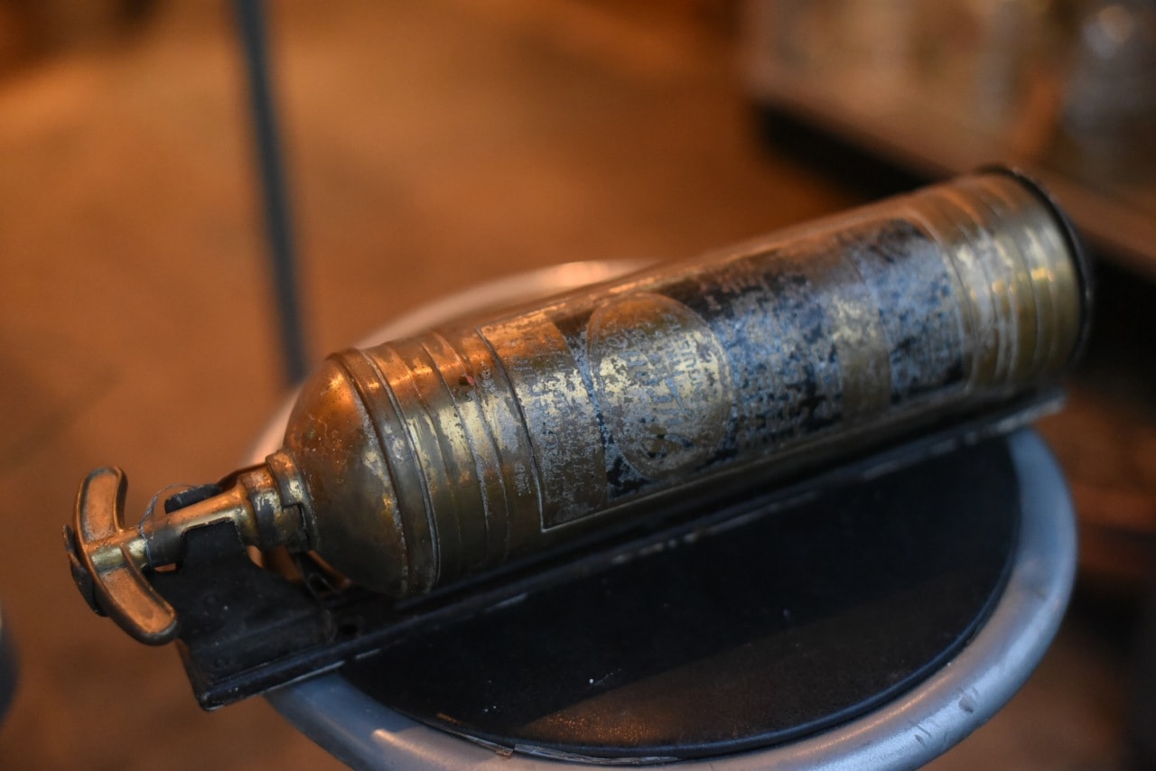 ヴィンテージ真鍮消火器FIREEXTINGUISHER 　アンティーク 101784 ヴィンテージ 真鍮製 消火器 FIRE EXTINGUISHER ブラス