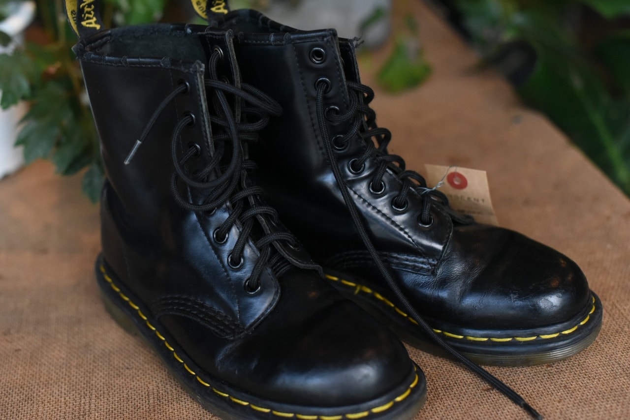 102862 ヴィンテージ　ブーツ　「ドクターマーチン」　Dr. Martens　　8ホール