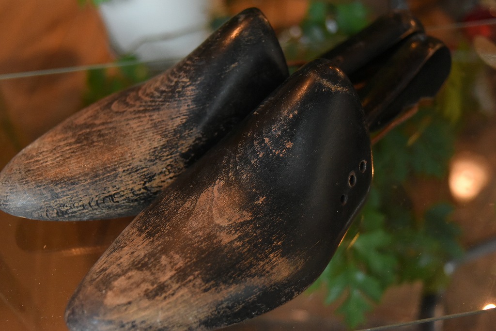 101297 ヴィンテージ　シューキーパー　MADE IN ENGLAND