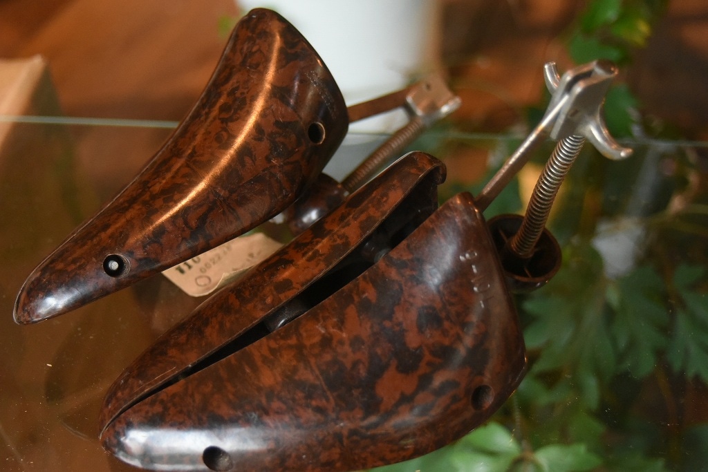 2238 ヴィンテージ　シューキーパー　MADE IN ENGLAND