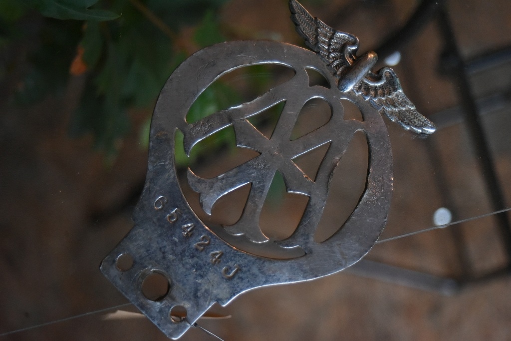 103351 UK ヴィンテージ　50年代　クロームメッキ　AA Automobile Association カーバッチ　