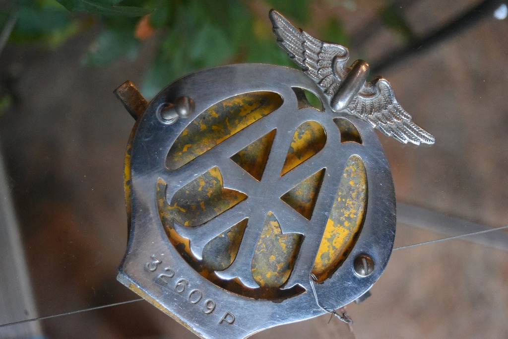 103330 UK ヴィンテージ　50年代　クロームメッキ　AA Automobile Association カーバッチ　