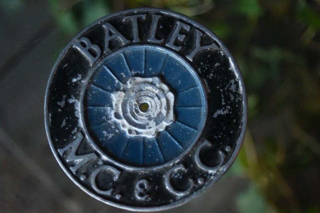 822 UK ヴィンテージ　 「BATLEY M.C.&CC.」　エンブレム　クラシックカー　オーナメント