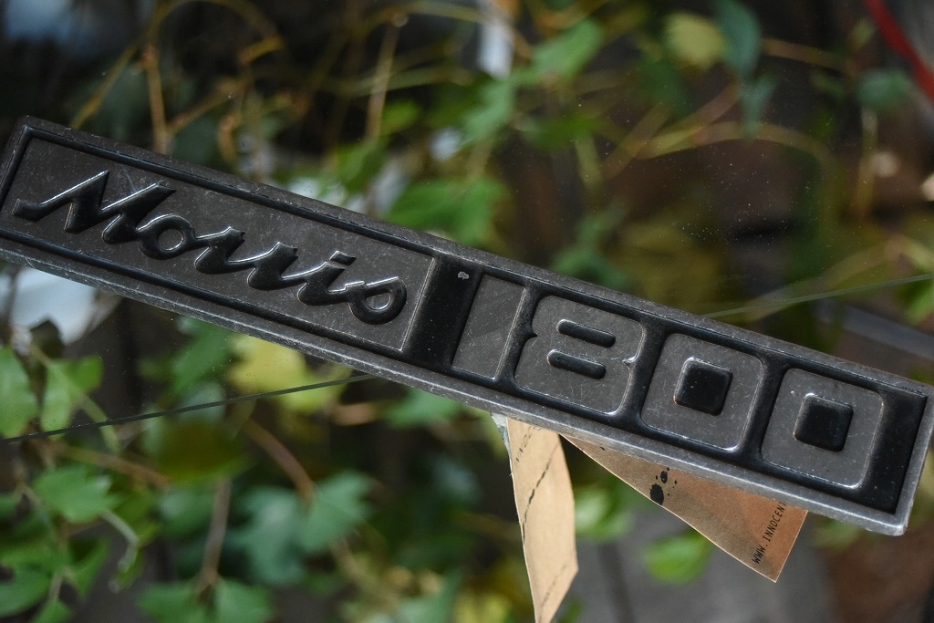 100159 UK ヴィンテージ　 「MORRIS」　エンブレム　クラシックカー　オーナメント