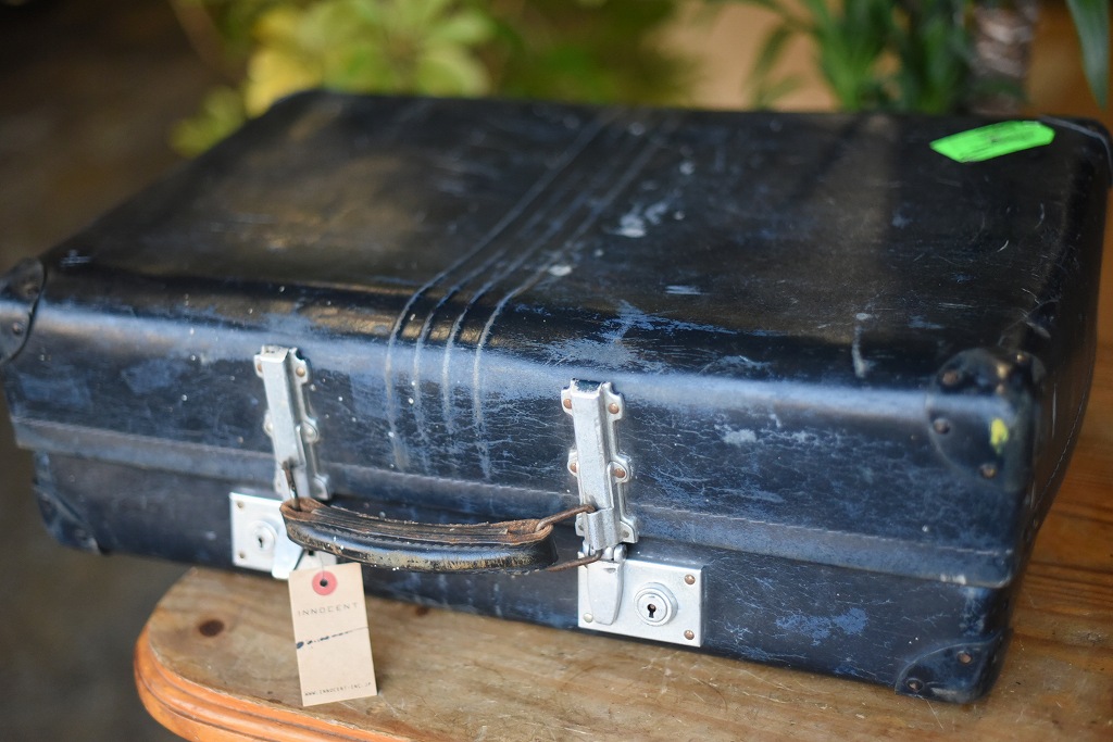 103685 ヴィンテージ　「REVELATION」 トランクケース　 英国製