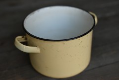 103844 ヴィンテージ ホーロー製　　ホットポット　鍋　MADE IN ENGLAND　英国|キッチン雑貨|テーブルウェア/ホーム・キッチン雑貨