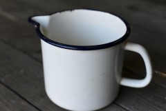 103839 ヴィンテージ ホーロー製　ミルクパン　マグカップ　MADE IN ENGLAND　英国|キッチン雑貨|テーブルウェア/ホーム・キッチン雑貨