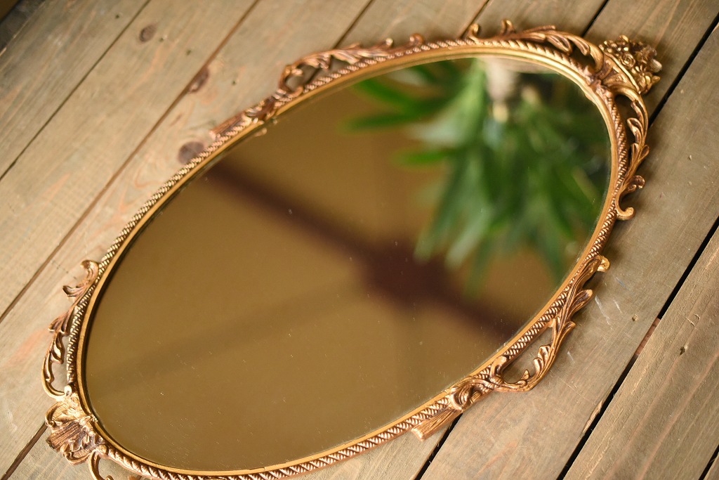 104039 ヴィンテージ　ゴールド　レリーフ　オーバルミラー