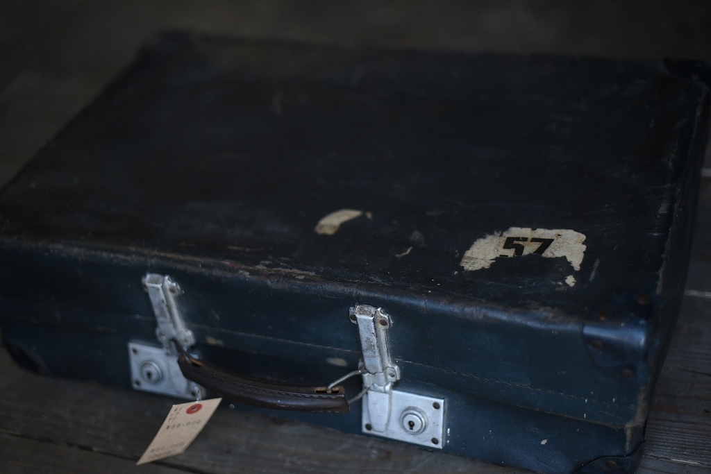 104181  ヴィンテージ　「REVELATION」　トランクケース　 英国製