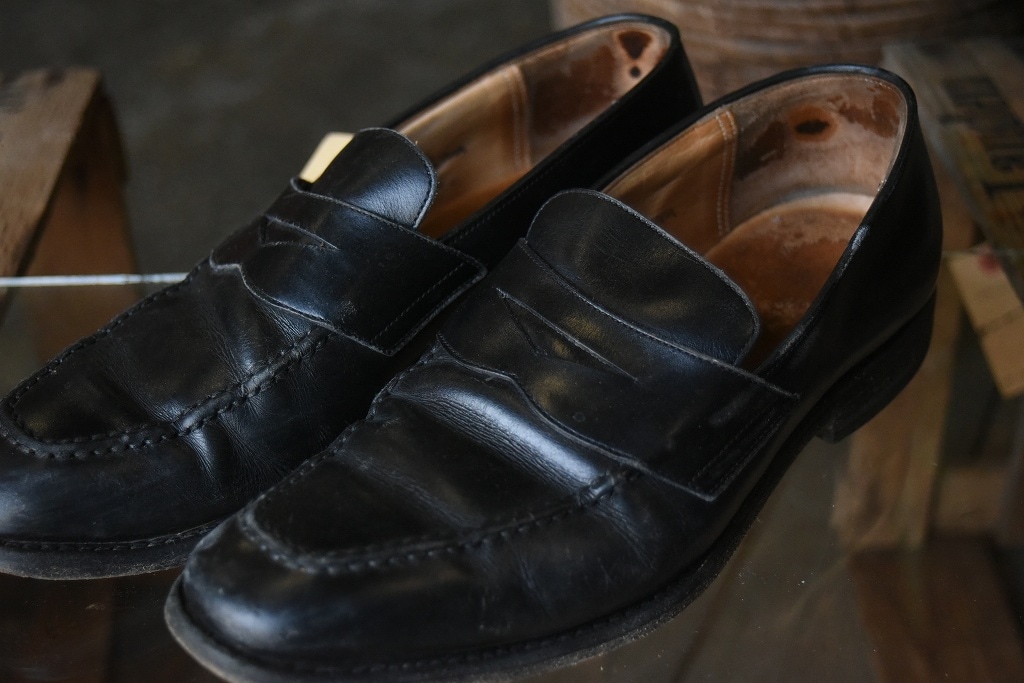 103909  英国 レザーシューズ　 ブランド「チャーチ　Church’s」　