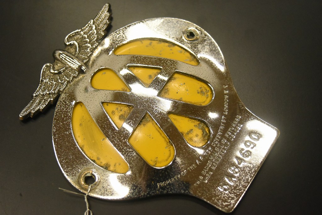 104615 ヴィンテージ　AA 「Automobile Association」 カーバッチ エンブレム　