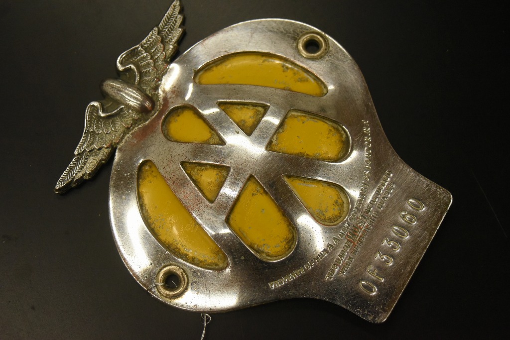 104670 ヴィンテージ　AA 「Automobile Association」 カーバッチ エンブレム　