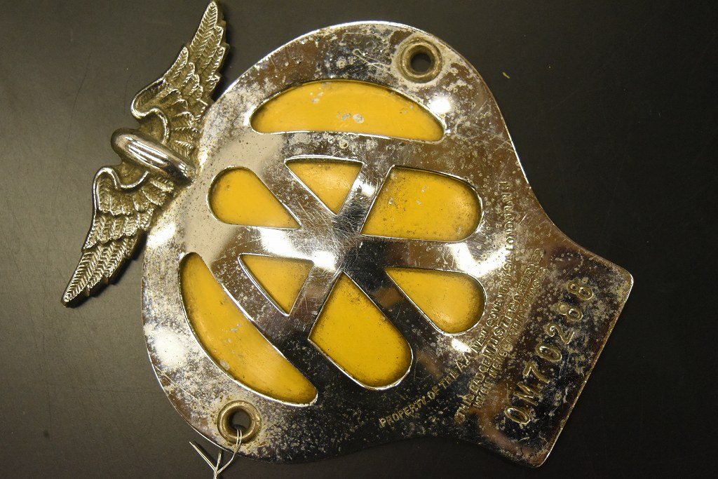 104677 ヴィンテージ　AA 「Automobile Association」 カーバッチ エンブレム　