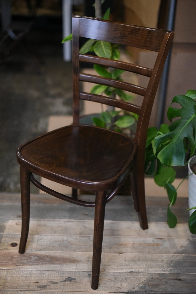 104841 USED TON CHAIR　中古