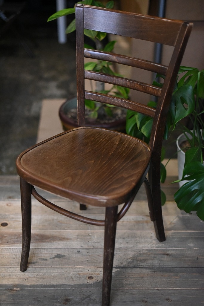 104549 USED TON CHAIR　中古