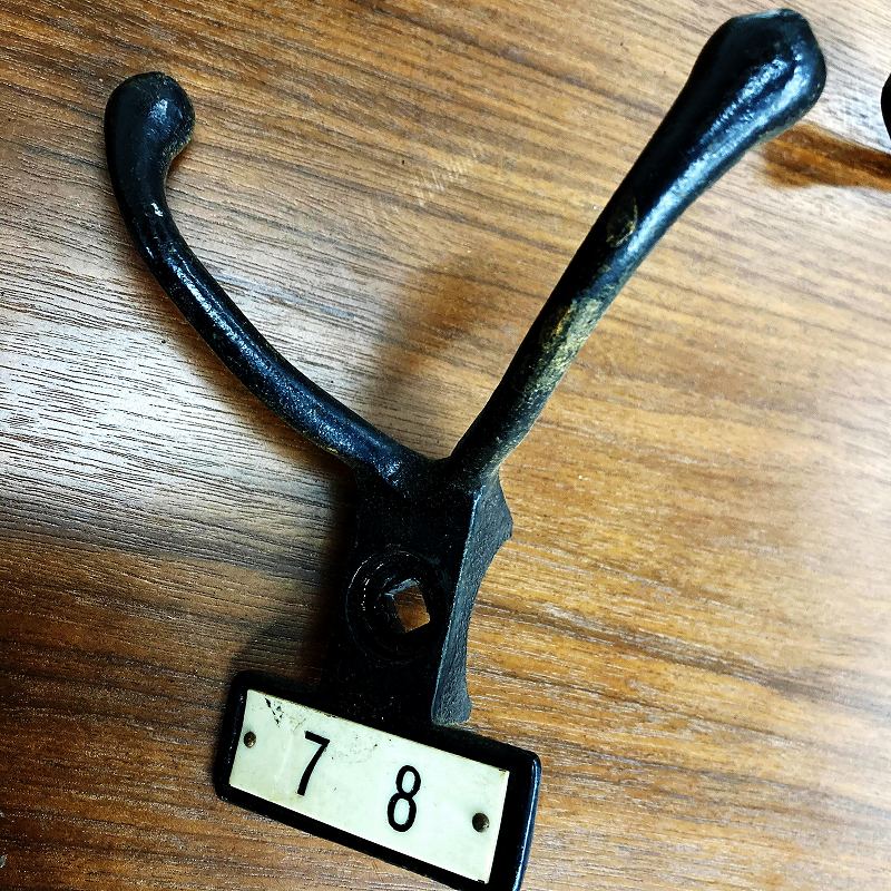A0004 ヴィンテージ アイアン フック　ウォールハンガー　ダブルフック
