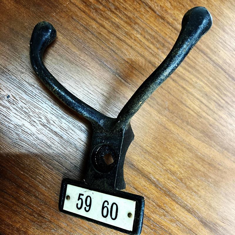 A0006 ヴィンテージ アイアン フック　ウォールハンガー　ダブルフック