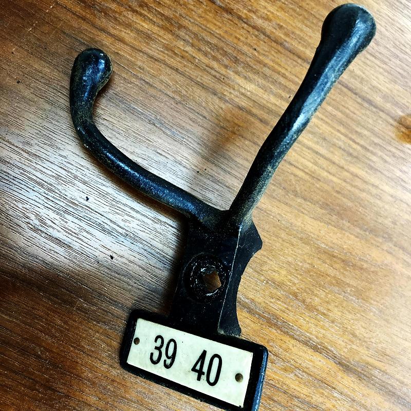 A0013 ヴィンテージ アイアン フック　ウォールハンガー　ダブルフック