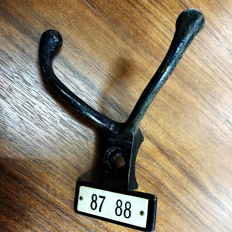 A0028 ヴィンテージ アイアン フック　ウォールハンガー　ダブルフック