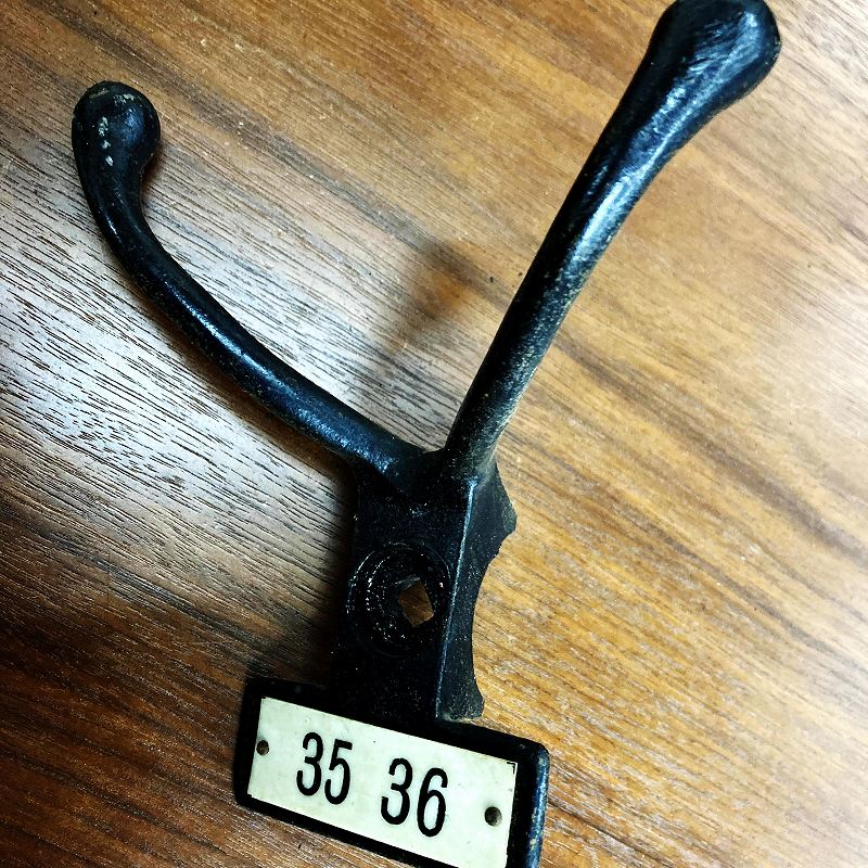 A0029 ヴィンテージ アイアン フック　ウォールハンガー　ダブルフック