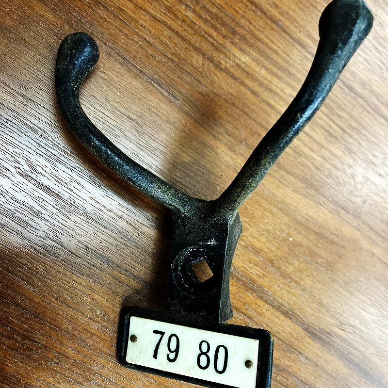 A0035 ヴィンテージ アイアン フック　ウォールハンガー　ダブルフック