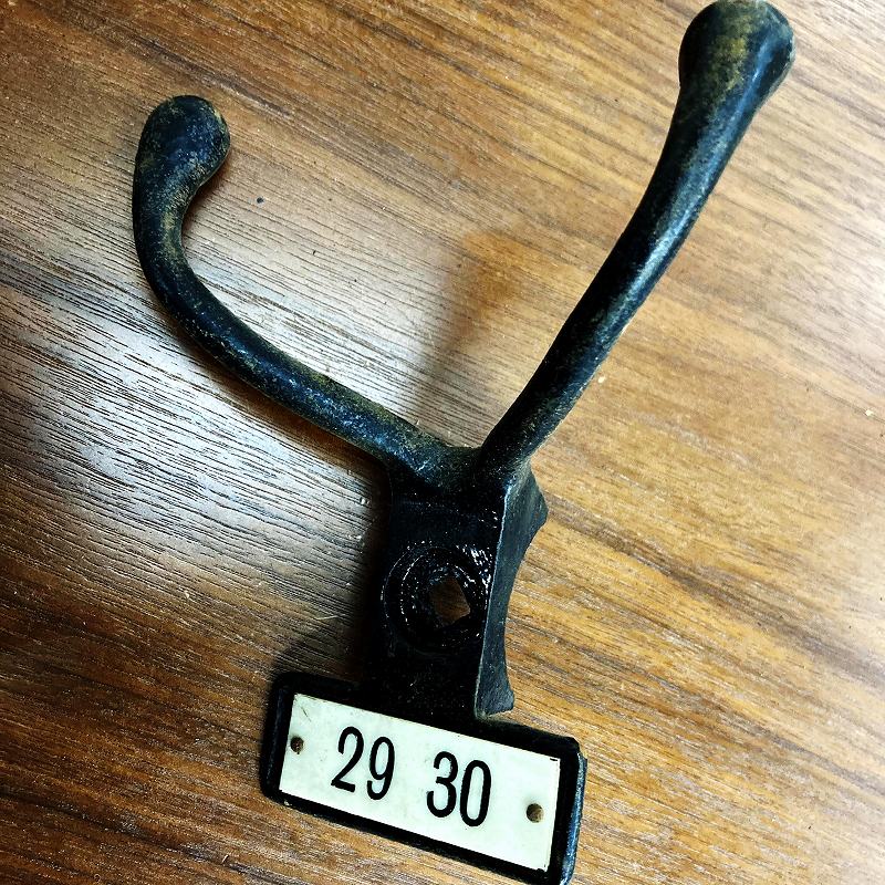 A0037 ヴィンテージ アイアン フック　ウォールハンガー　ダブルフック