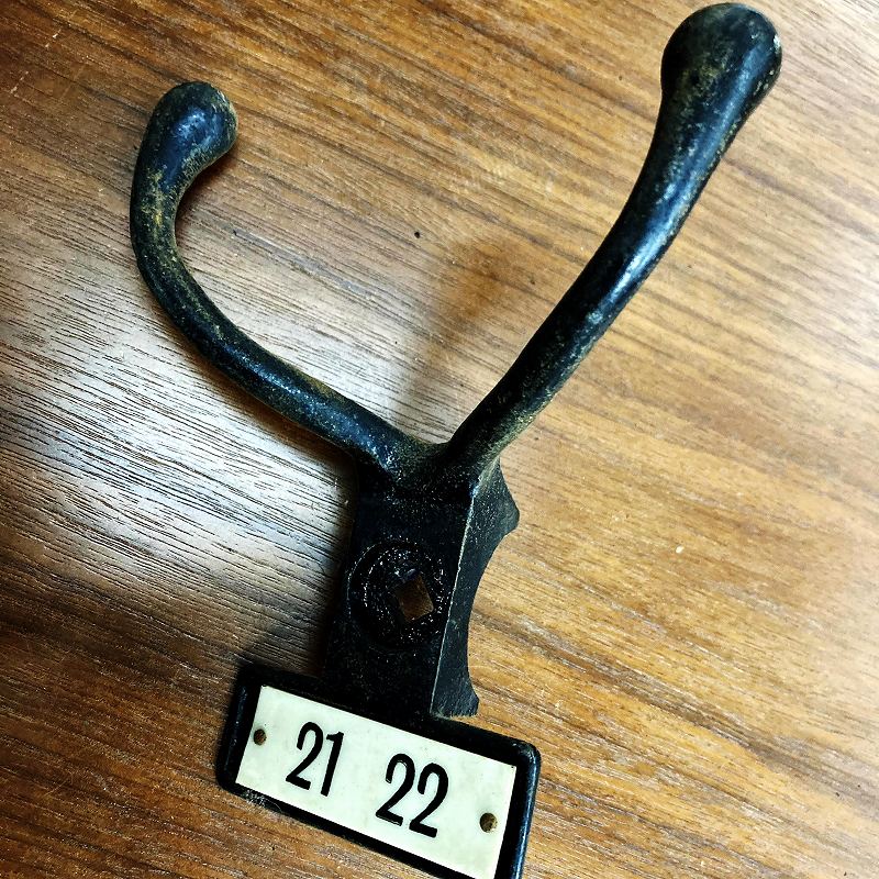 A0039 ヴィンテージ アイアン フック　ウォールハンガー　ダブルフック