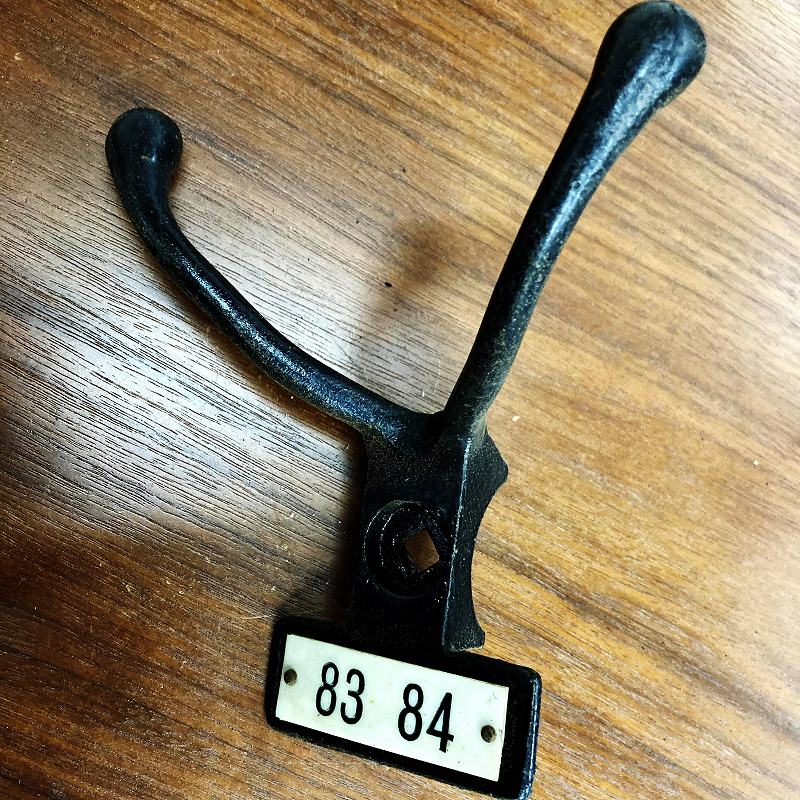 A0044 ヴィンテージ アイアン フック　ウォールハンガー　ダブルフック