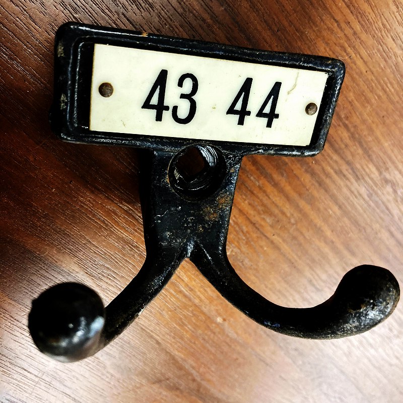 A0054 ヴィンテージ アイアン ショートフック ウォールハンガー　ショートダブルフック
