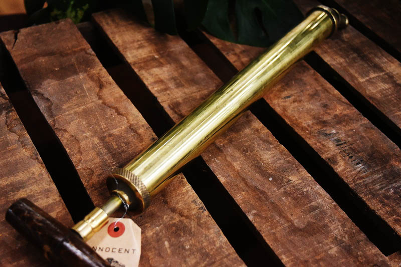 105205　真鍮　ブラス　ガーデニング スプレー　ポンプ　MADE IN ENGLAND　英国