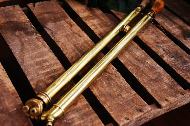 105207 2本セット　真鍮　ブラス　ガーデニング スプレー　ポンプ　MADE IN ENGLAND　英国