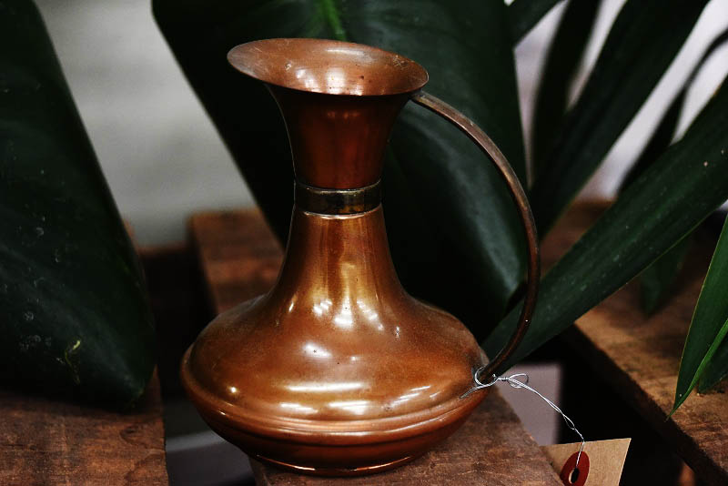 105258 ヴィンテージ　花瓶　銅製　「EBA WARE」　MADE IN ENGLAND刻印　英国