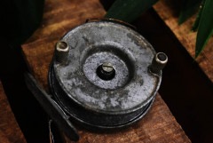 105271 ヴィンテージ　「THE LITTLE KRAKA」　アルミ製　リール　オールドタックル　MADE IN ENGLAND　英国|ヴィンテージ雑貨|ガレージグッズ　