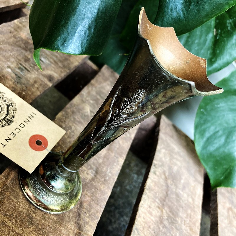 105553 ヴィンテージ　　花瓶　ベース　一輪挿し　英国 MADE IN ENGLAND