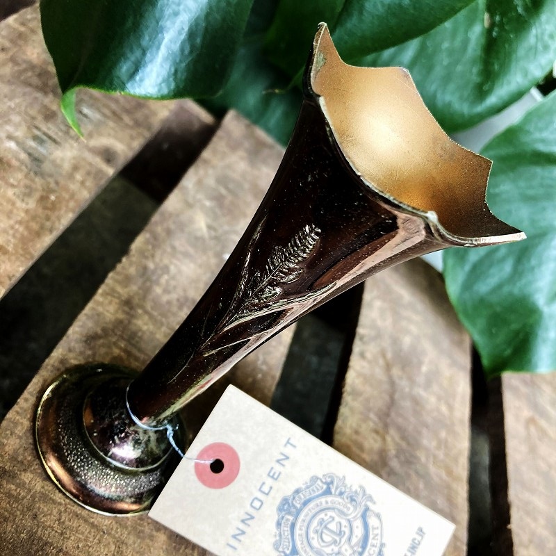 105616 ヴィンテージ　　花瓶　ベース　一輪挿し　英国 MADE IN ENGLAND