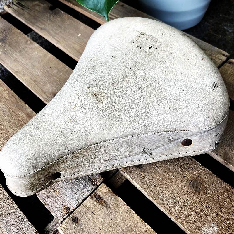 105660 ヴィンテージ　「KINGFISHER」　サドル　シート　自転車