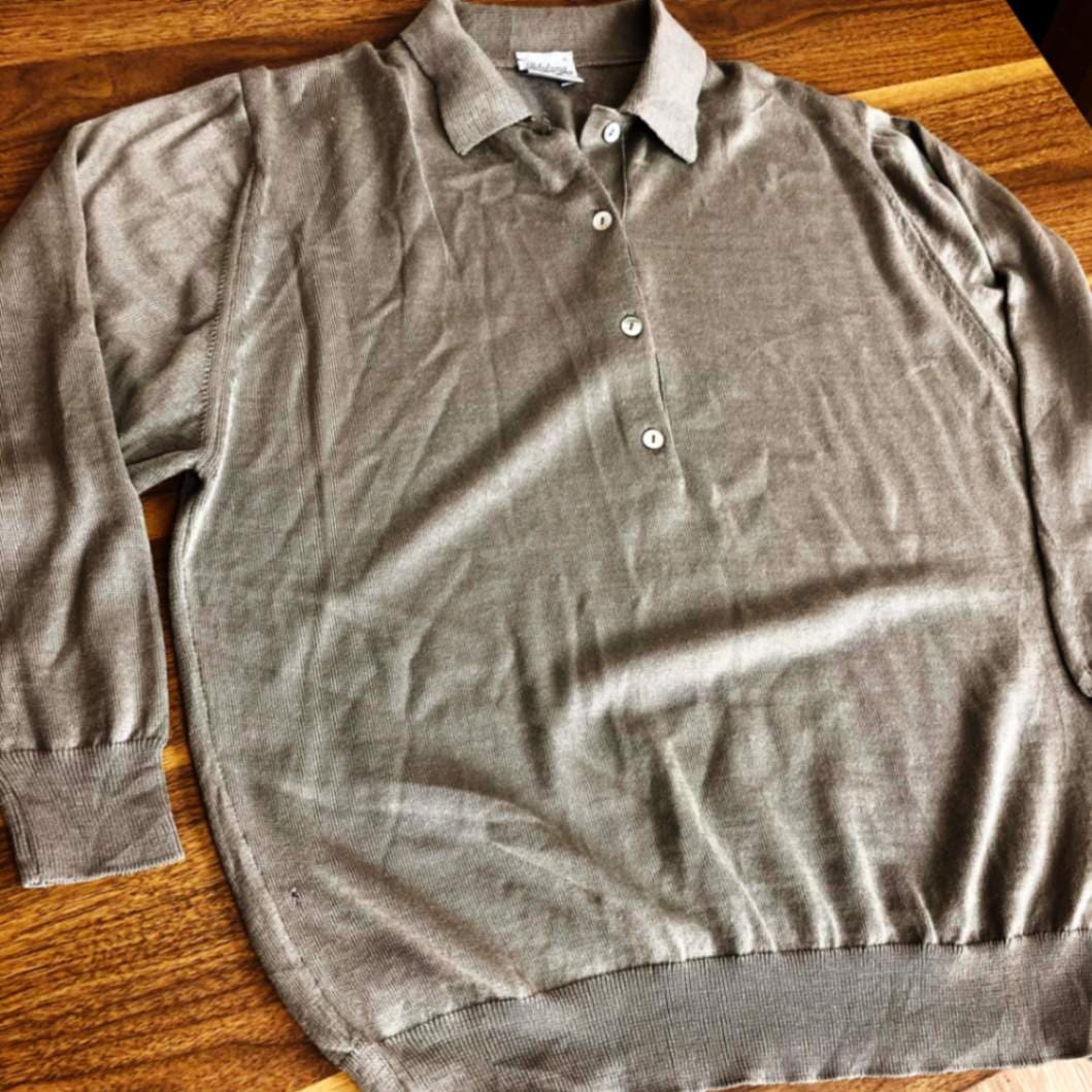 105912 ヨーロッパ　ニットポロ　シャツ  「Letalana」 MADE IN SWITZERLAND 虫食いあり