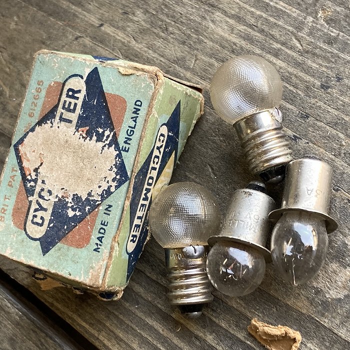 106356 ヴィンテージ　電球　箱付き　パーツ　英国 MADE IN ENGLAND