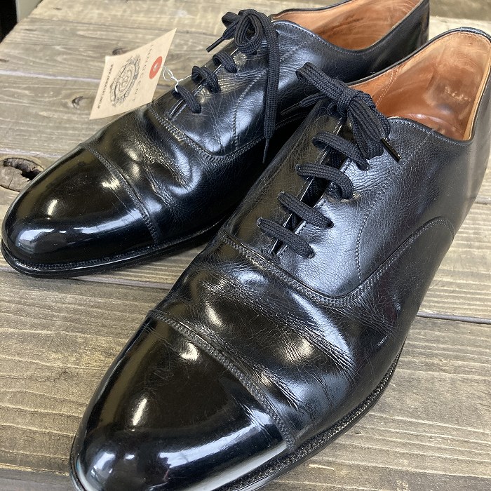 106272 英国 レザーシューズ ブランド 「チャーチ　Church’s」　 2都市