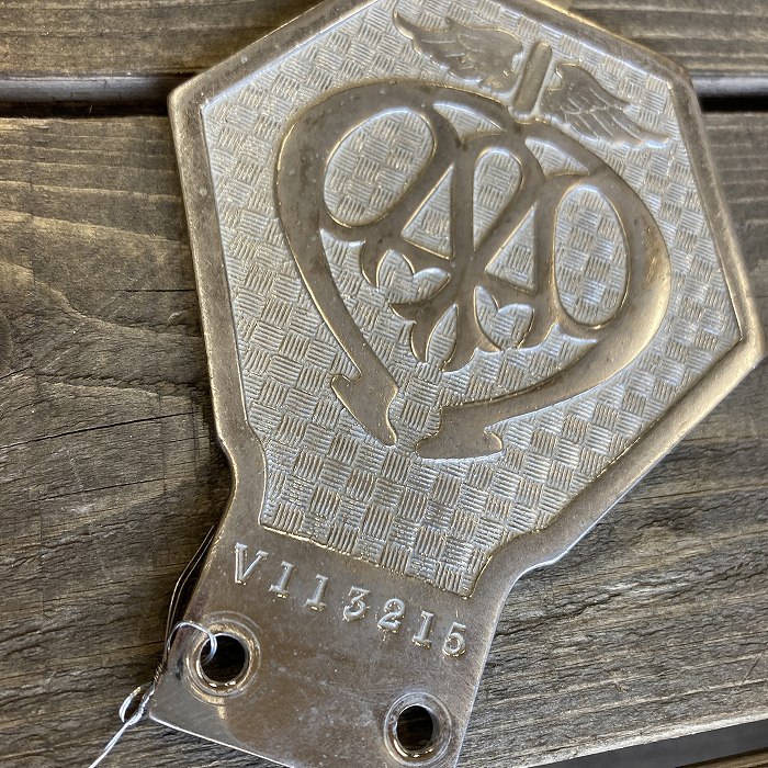 106529 ヴィンテージ　AA 「Automobile Association」  メタル　カーバッチ エンブレム