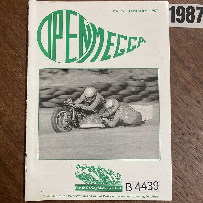 B4439　1987　「Classic Racing Motorcycle Club OPEN MEGGA」英国 旧車雑誌