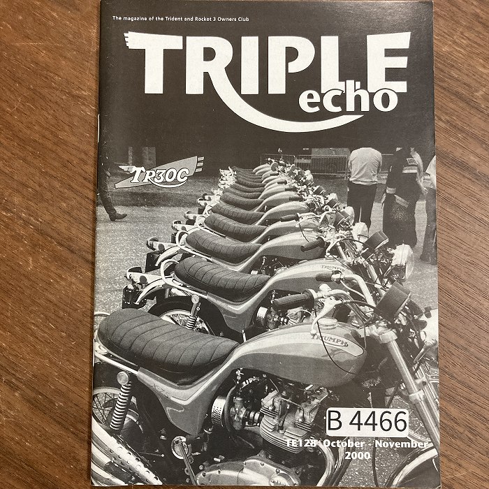 B4466　128　「TRIPLE echo　TR30C」英国 モーターサイクルクラブ会報誌