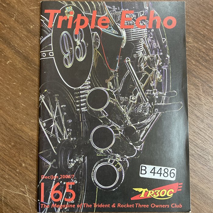 B4486　165　「TRIPLE echo　TR30C」英国 モーターサイクルクラブ会報誌